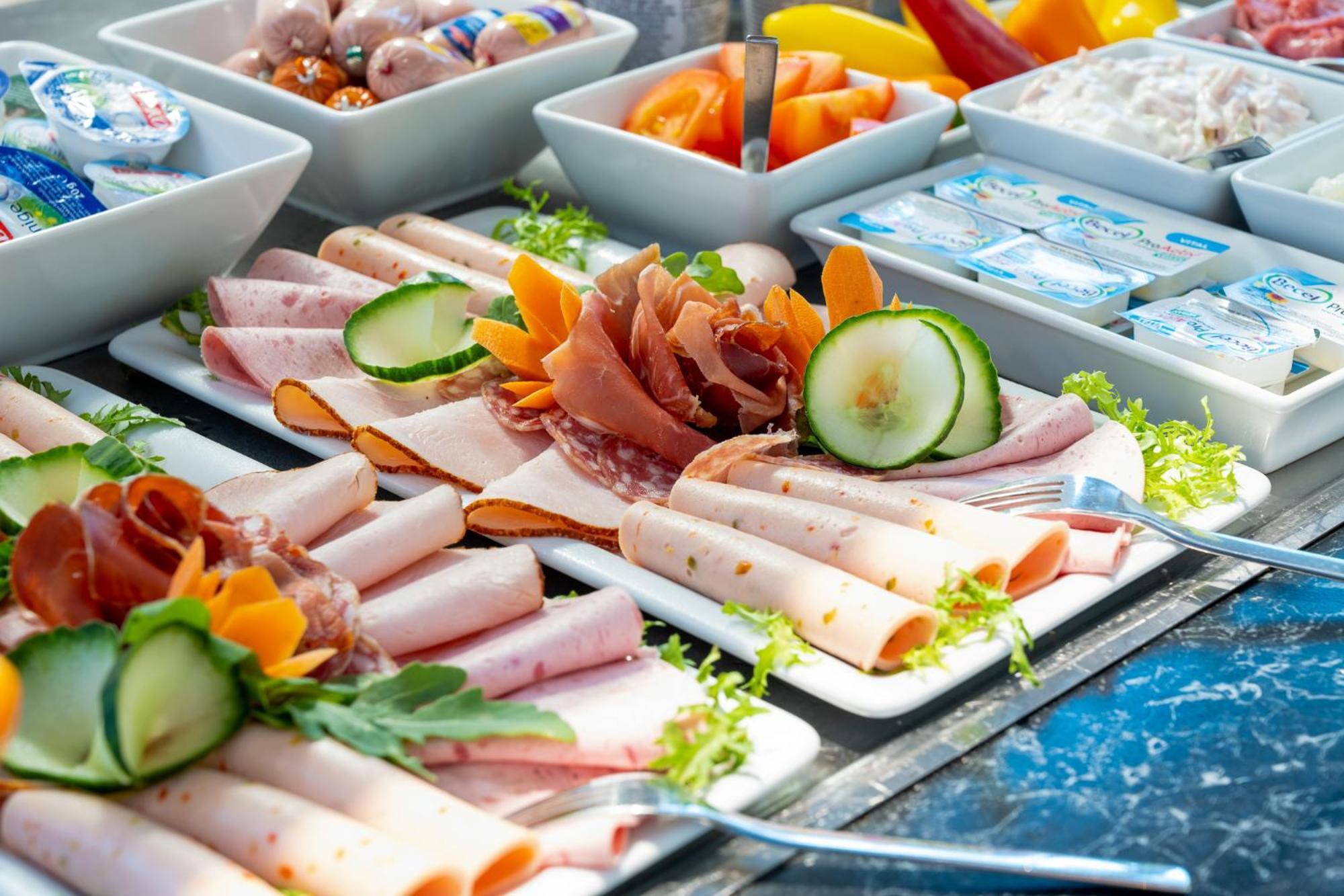 Triton Hotel Köln Ngoại thất bức ảnh