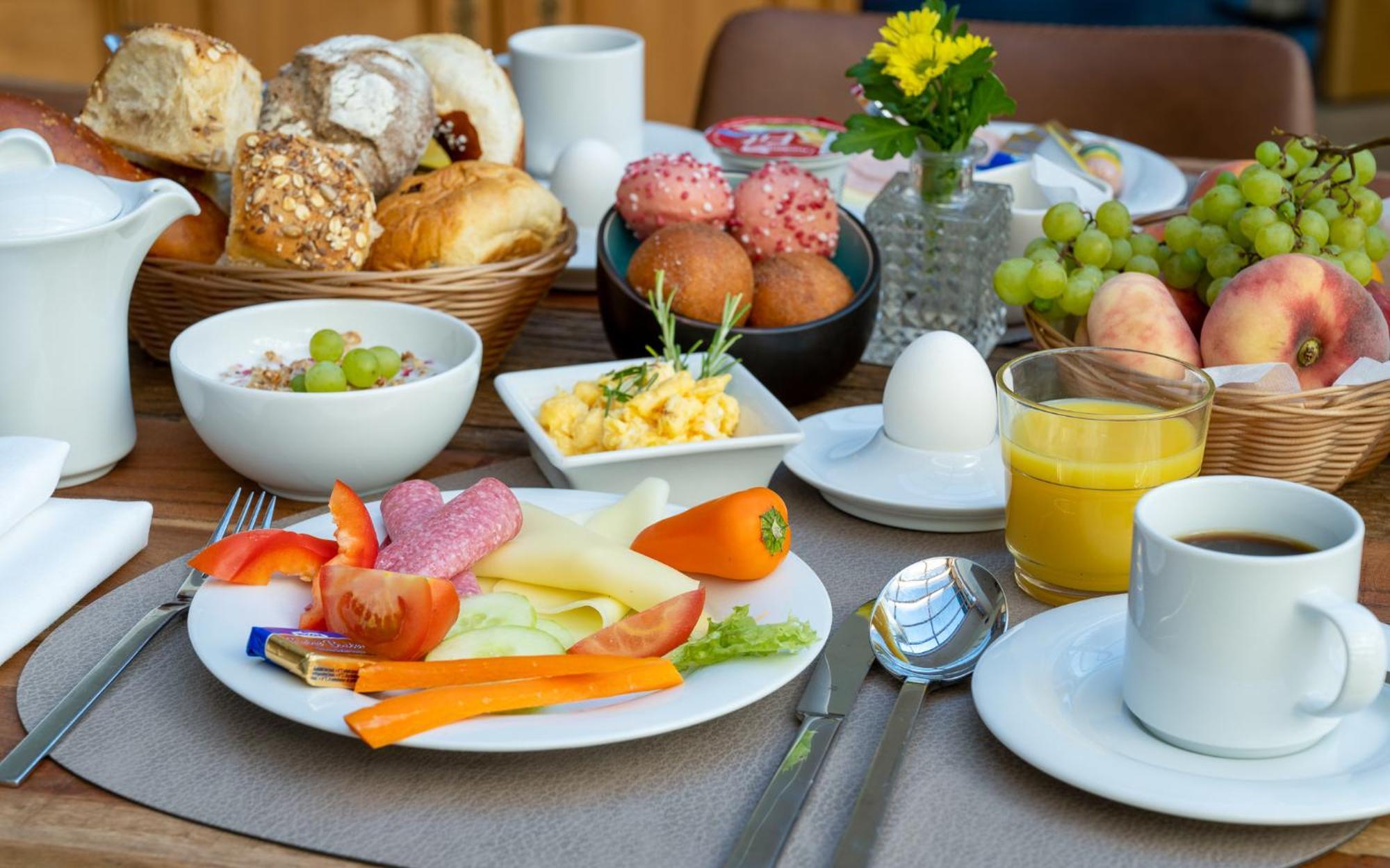 Triton Hotel Köln Ngoại thất bức ảnh