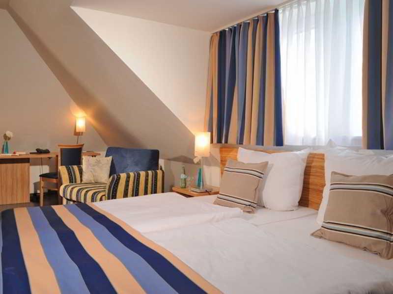 Triton Hotel Köln Ngoại thất bức ảnh